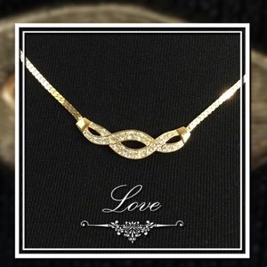 Vintage Signed Trifari Rhinestone Infinity Choker